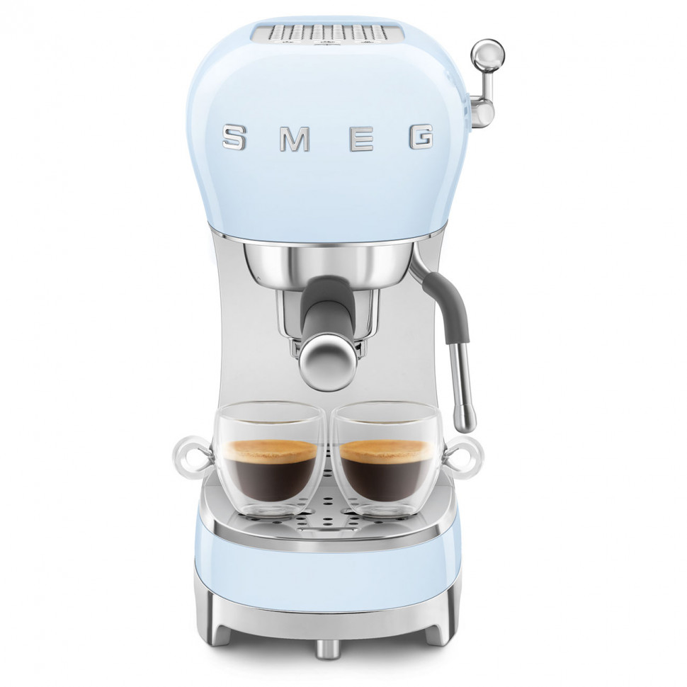 SMEG ECF02PBEU Кофемашина-эспрессо, цвет пастельный голубой