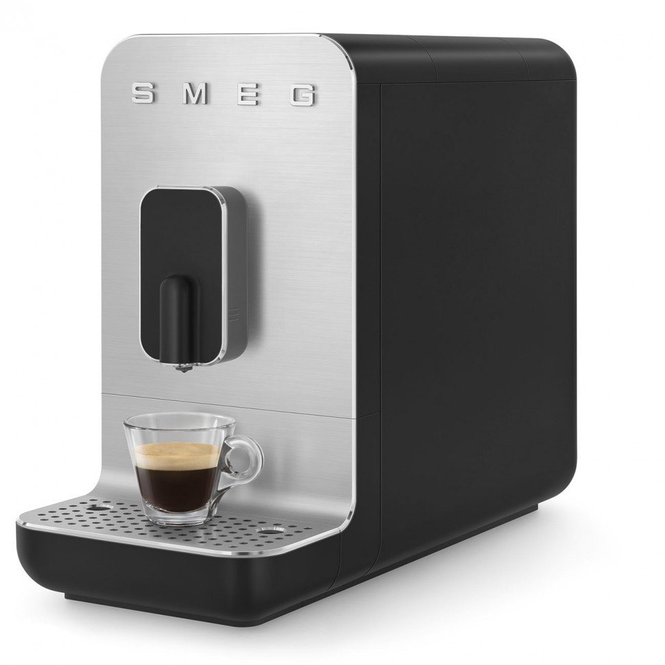 SMEG BCC11BLMEU Автоматическая кофемашина, цвет чёрный матовый